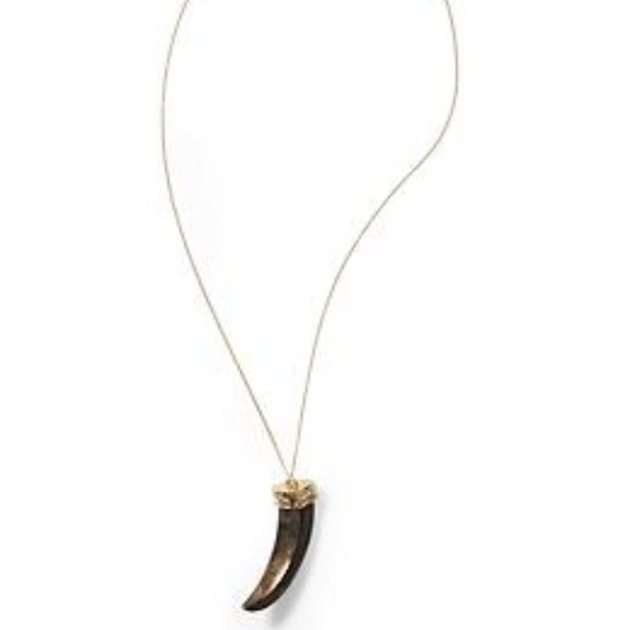 House of Harlow 1960 Black and Gold Pendant Necklace - Picture 2 of 8
